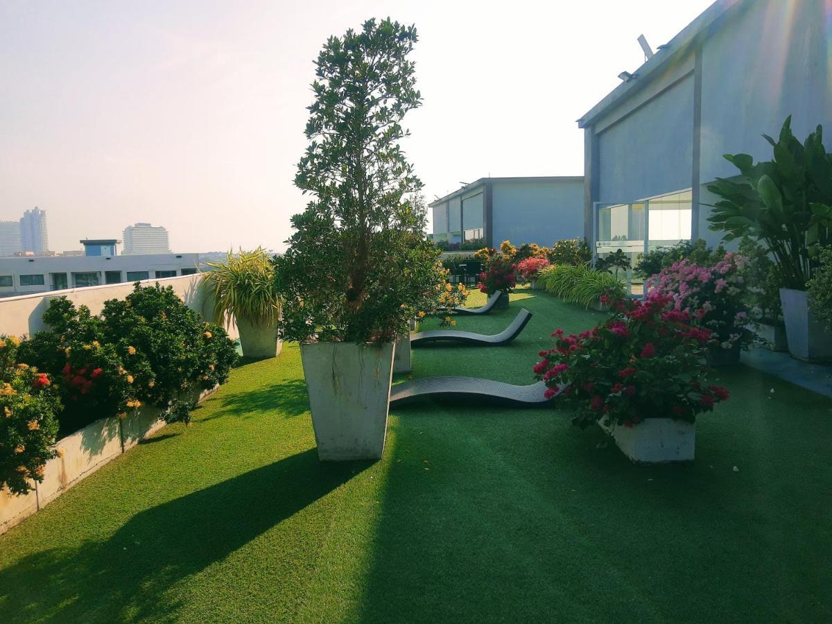 Laguna Beach Condo Resort 3 Maldives Pattaya Pool View ลากูน่า บีช คอนโด รีสอร์ต 3 พัทยา Джомтьен Экстерьер фото