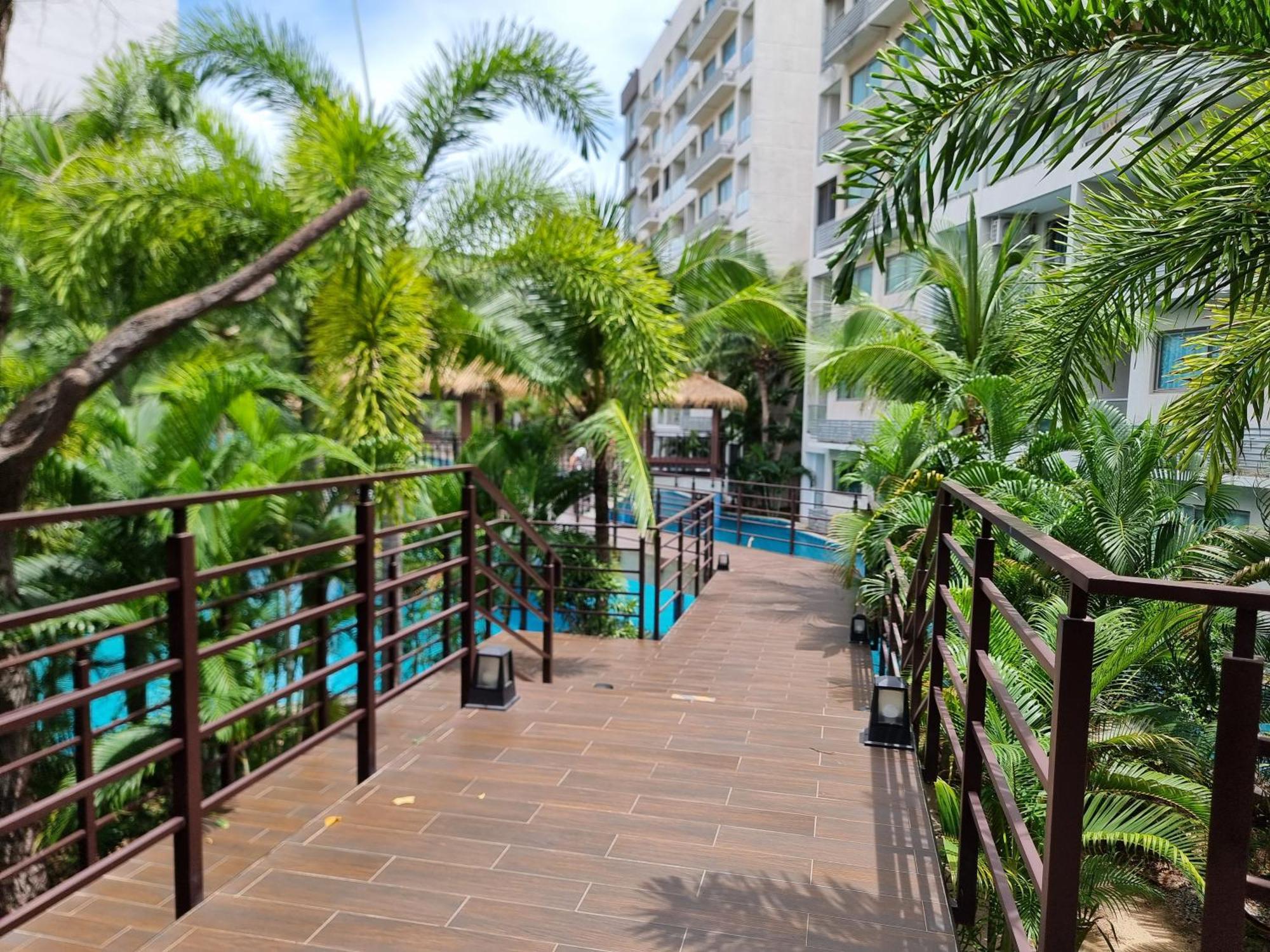 Laguna Beach Condo Resort 3 Maldives Pattaya Pool View ลากูน่า บีช คอนโด รีสอร์ต 3 พัทยา Джомтьен Экстерьер фото